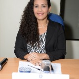 uyiJz